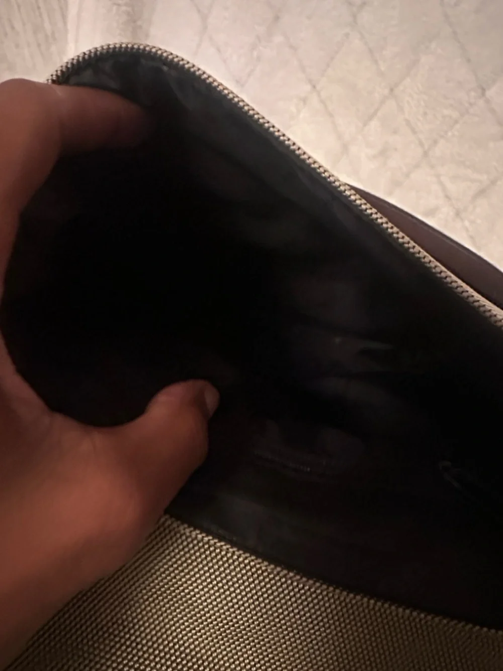 Metro City Unisex Taupe & Dark Brown Messenger Bag